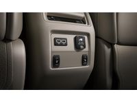 Infiniti USB Charging Port - T98Q7-6SA0H