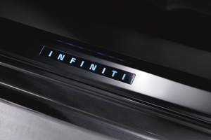 Infiniti G6950-1CA1A Illuminated Kick Plates (Beige Interior )