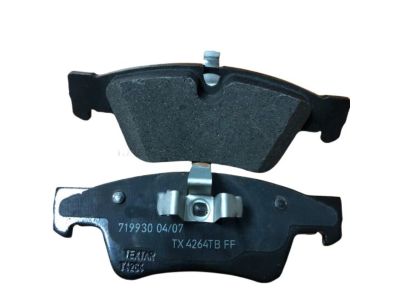 Infiniti D1060-JK000 Front Disc Brake Pad Kit